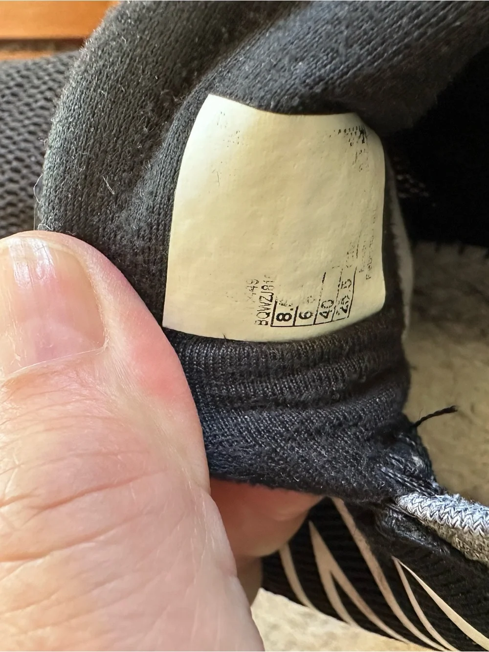 New Balance Black & Gray Running Sneakers